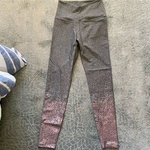 Beyond Yoga Leggings SIZE M